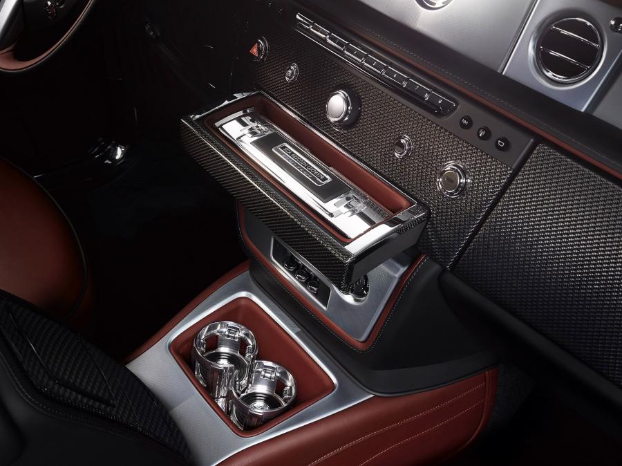  Rolls-Royce Phantom Zenith Collection 2016 года  (фото 10 из 11)